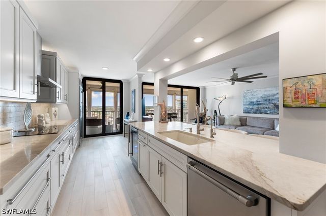 4401 Gulf Shore BLVD N 1708, Naples, FL 34103