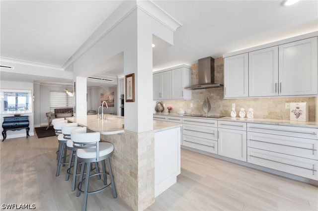 4401 Gulf Shore BLVD N 1708, Naples, FL 34103