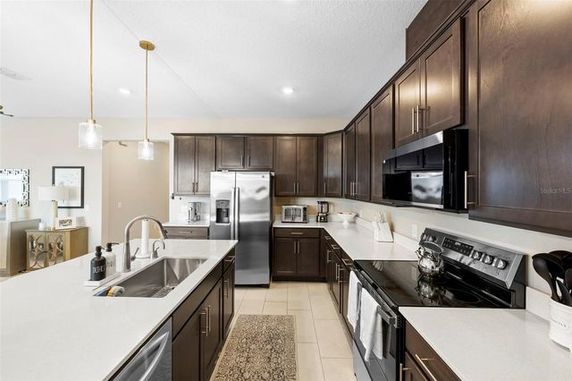 608 HENNEPIN LOOP, Lake Wales, FL 33898