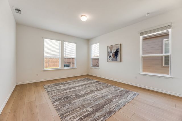 977 Adair Drive, Aubrey, TX 76227