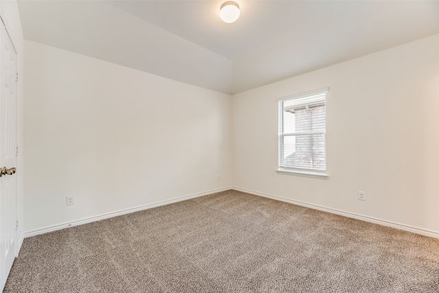 977 Adair Drive, Aubrey, TX 76227