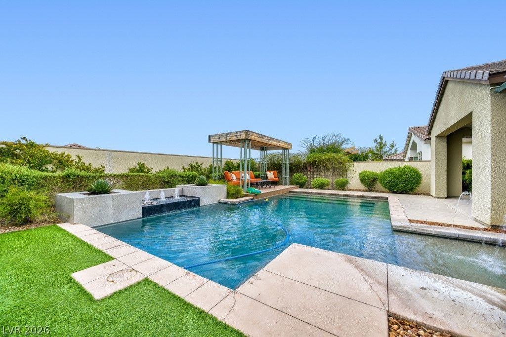 8450 Great Outdoors Street, Las Vegas, NV 89166 — photo 4