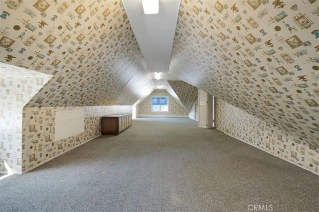 122 N Ridgewood Place, Los Angeles, CA 90004