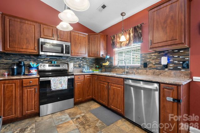 3105 Kay Street, Conover, NC 28613