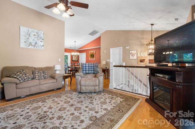 3105 Kay Street, Conover, NC 28613