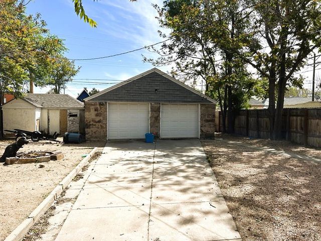 1310 Pine St, Pueblo, CO 81004
