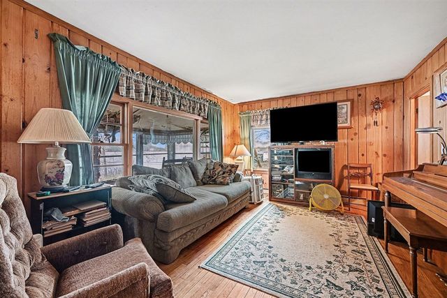 3677 Richardson Drive, Gobles, MI 49055