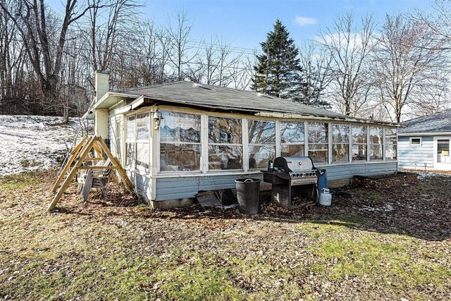 3677 Richardson Drive, Gobles, MI 49055