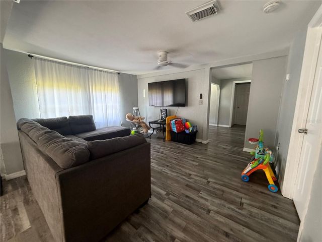 4233 OLD US HIGHWAY 41, Ruskin, FL 33570