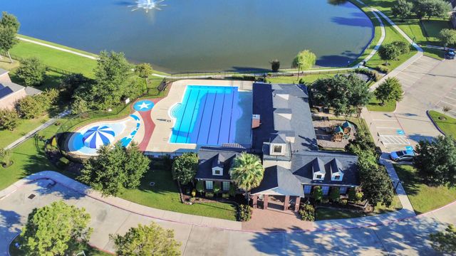 8447 Roland Canyon Drive, Cypress, TX 77433