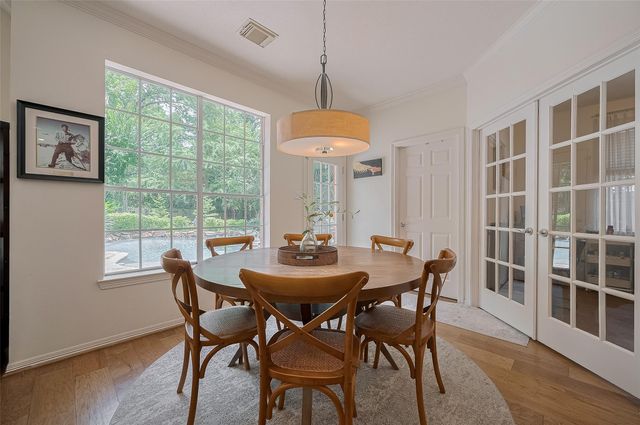7 Peaceful Canyon Court, The Woodlands, TX 77381