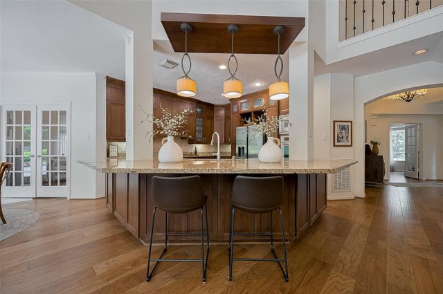 7 Peaceful Canyon Court, The Woodlands, TX 77381