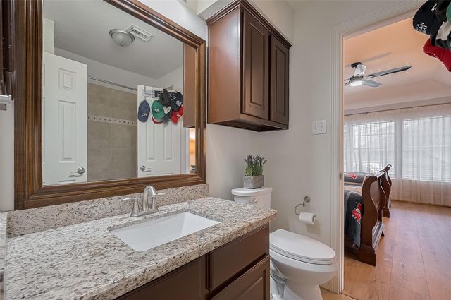 7 Peaceful Canyon Court, The Woodlands, TX 77381