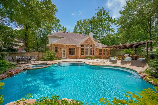 7 Peaceful Canyon Court, The Woodlands, TX 77381