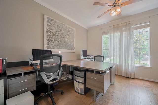 7 Peaceful Canyon Court, The Woodlands, TX 77381