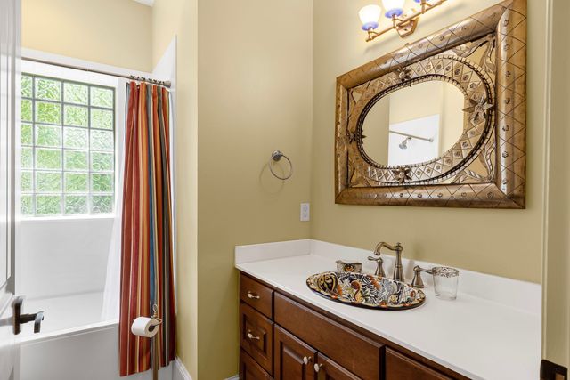 1285 County Road 1540, Alba, TX 75410