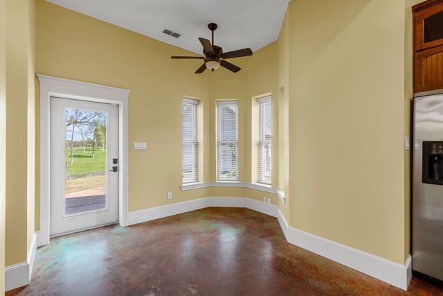 1285 County Road 1540, Alba, TX 75410