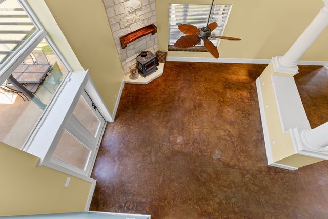 1285 County Road 1540, Alba, TX 75410