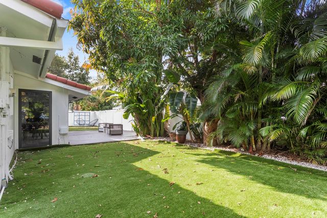 715 NE 25th Avenue, Pompano Beach, FL 33062