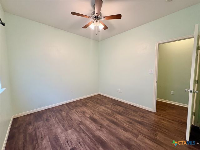 105 Holly Oak Court, Victoria, TX 77901