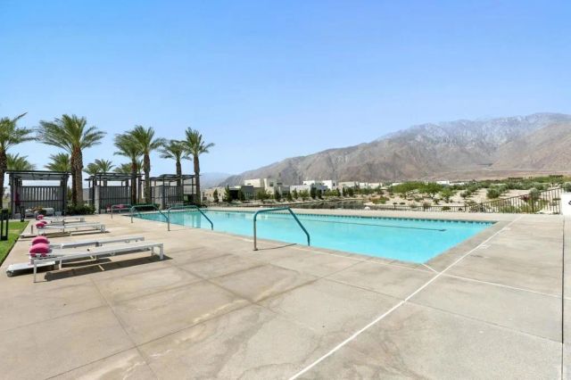 455 Palladium Boulevard, Palm Springs, CA 92262