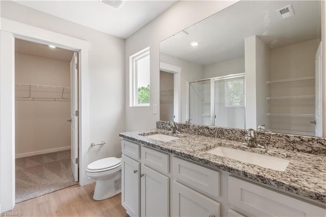 3416 Robindale Drive, Winston-salem, NC 27107