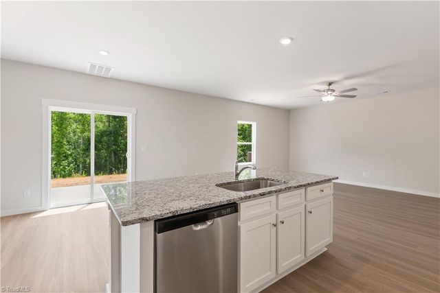 3416 Robindale Drive, Winston-salem, NC 27107