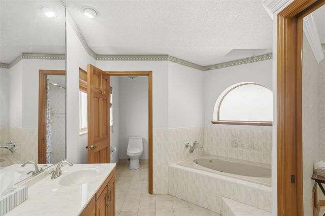 2202 BANBURY AVENUE, Deltona, FL 32725