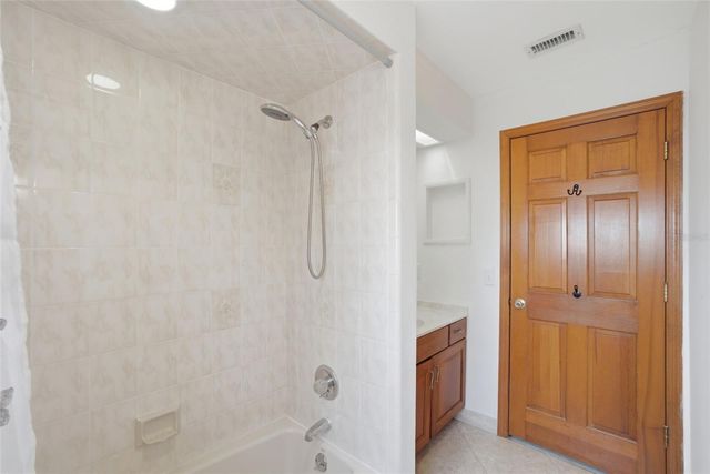 2202 BANBURY AVENUE, Deltona, FL 32725