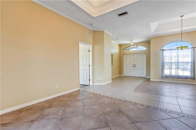 3908 SE 2nd AVE, Cape Coral, FL 33904