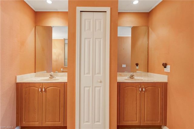 3908 SE 2nd AVE, Cape Coral, FL 33904