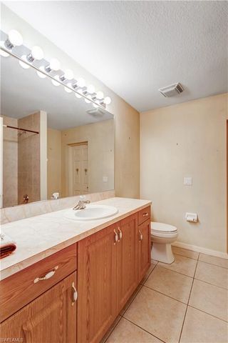 3908 SE 2nd AVE, Cape Coral, FL 33904