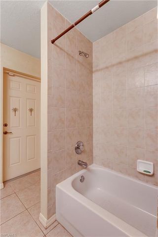 3908 SE 2nd AVE, Cape Coral, FL 33904