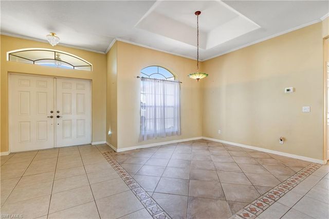 3908 SE 2nd AVE, Cape Coral, FL 33904