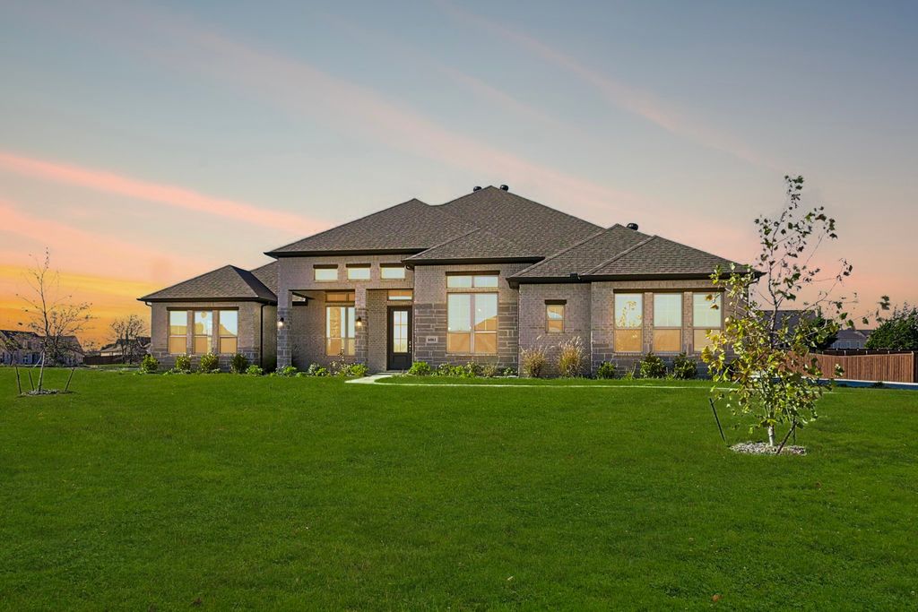 6061 Dos Cerros Lane, Midlothian, TX 76065