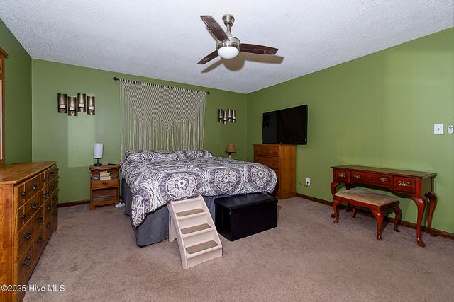 1342 Old Maplehurst Rd Road, Jacksonville, NC 28540