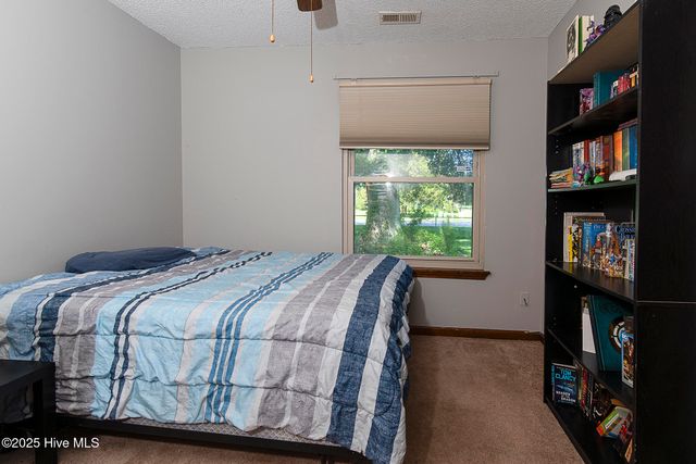 1342 Old Maplehurst Rd Road, Jacksonville, NC 28540