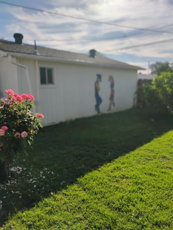 Image 20 of property listing at 1405 Orange Avenue, Chowchilla, CA 93610