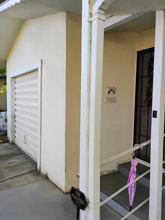 Image 3 of property listing at 1405 Orange Avenue, Chowchilla, CA 93610