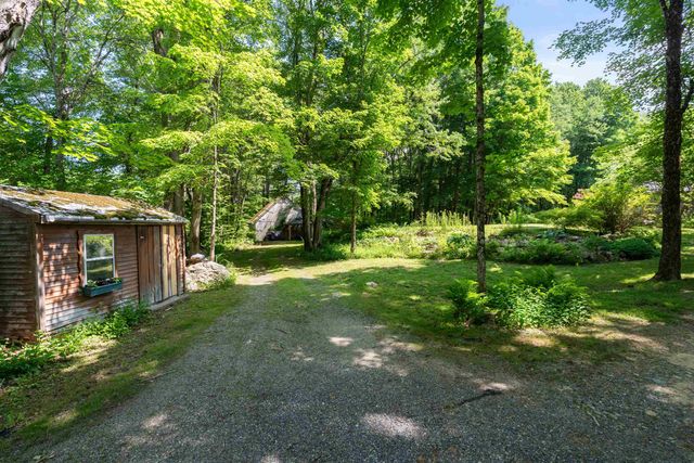 74 Hunt Road, Danville, NH 03819