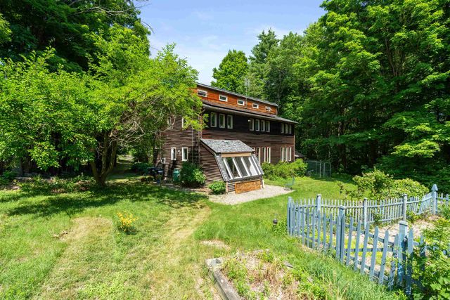 74 Hunt Road, Danville, NH 03819