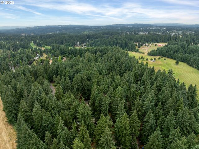 15135 S GREENTREE Dr, Oregon City, OR 97045