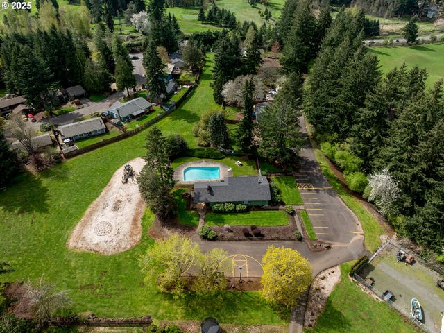 15135 S GREENTREE Dr, Oregon City, OR 97045