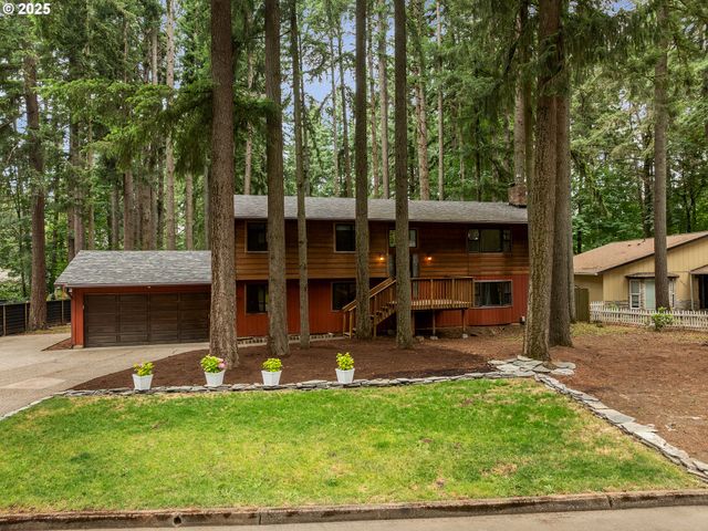 15135 S GREENTREE Dr, Oregon City, OR 97045