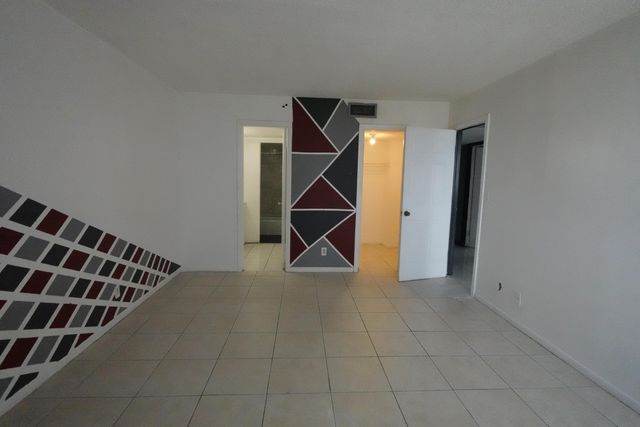 4200 Inverrary Boulevard 3516, Lauderhill, FL 33319