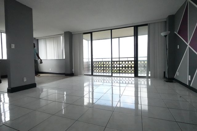 4200 Inverrary Boulevard 3516, Lauderhill, FL 33319