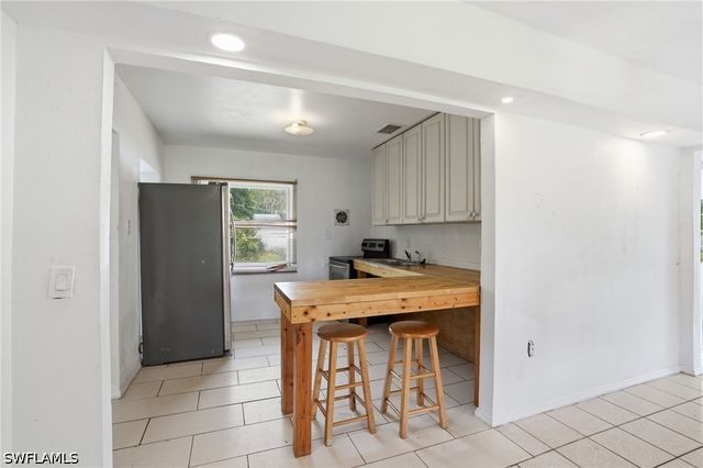 78 Victoria DR, North Fort Myers, FL 33917