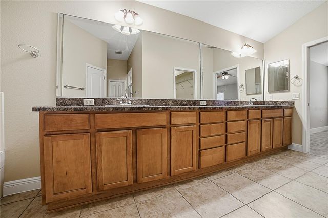 4141 COUNTY ROAD 121D, Wildwood, FL 34785