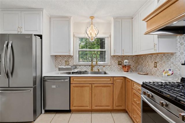12408 Monroe Avenue, Grandview, MO 64030