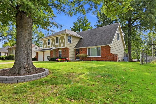 12408 Monroe Avenue, Grandview, MO 64030